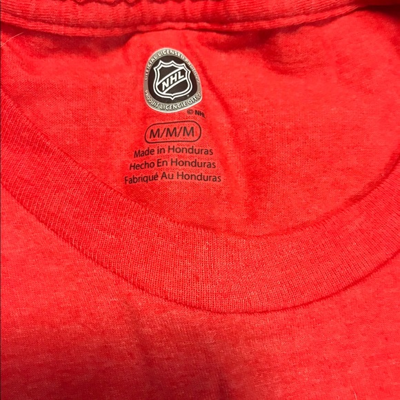 DETROIT REDWINGS TEE ❤️ - Picture 2 of 2